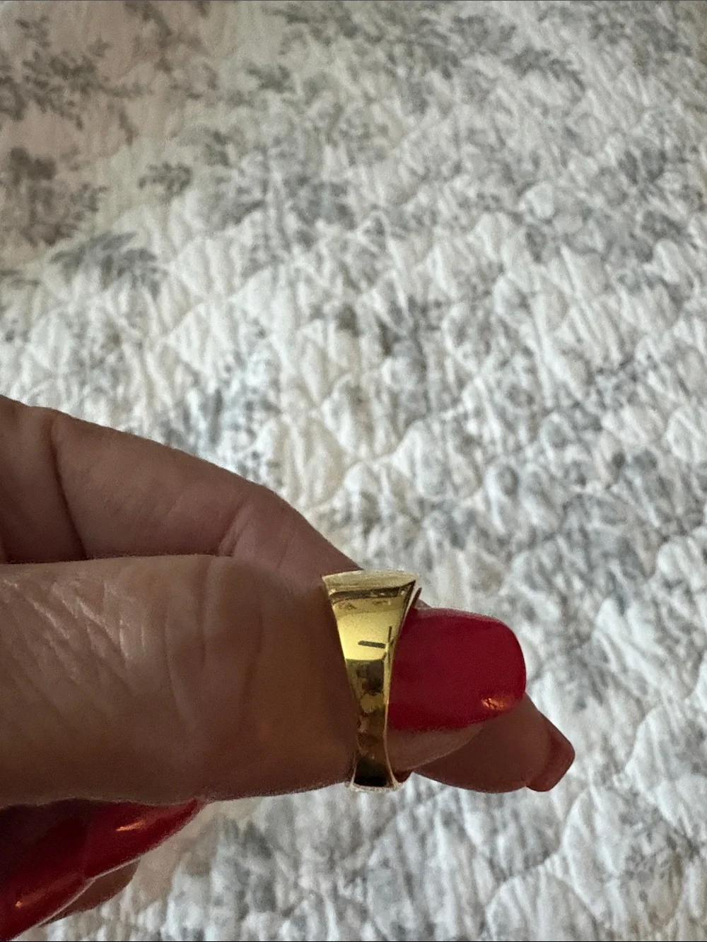 Gold-tone Wave Ring with Blue and Clear Stones